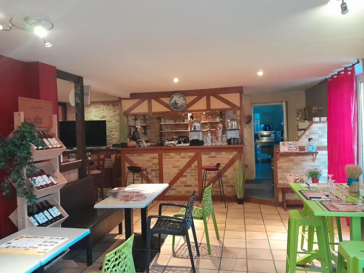 Montrollet Auberge La Marchadaine מראה חיצוני תמונה