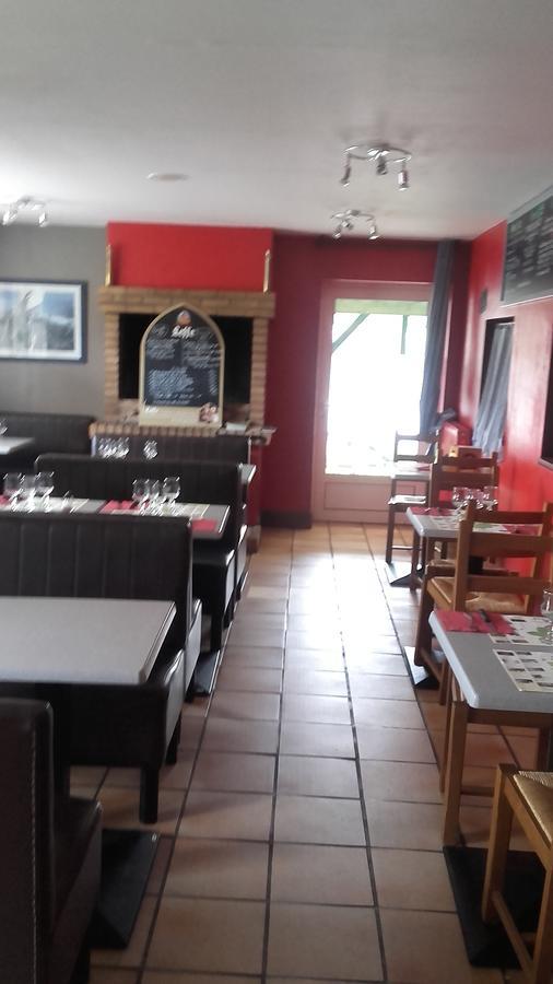 Montrollet Auberge La Marchadaine מראה חיצוני תמונה