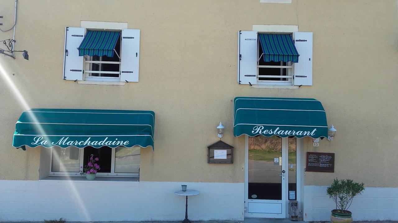 Montrollet Auberge La Marchadaine מראה חיצוני תמונה